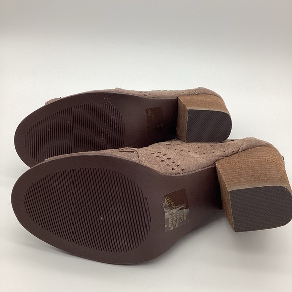 1725. Not Rated Brown Bootie NWOT Size 9 - Picture 8 of 8